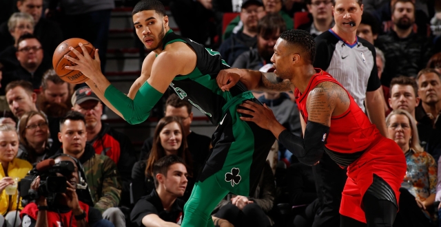 NBA常规赛赛后走向成谜，瓦伦西亚临场应变，更衣室稳定，赛程密集仍需轮换的简单介绍