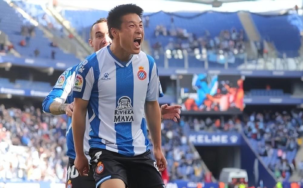 赛前上海海港战术微调：足总杯节点到来，引发热议，训练强度明显提升的简单介绍